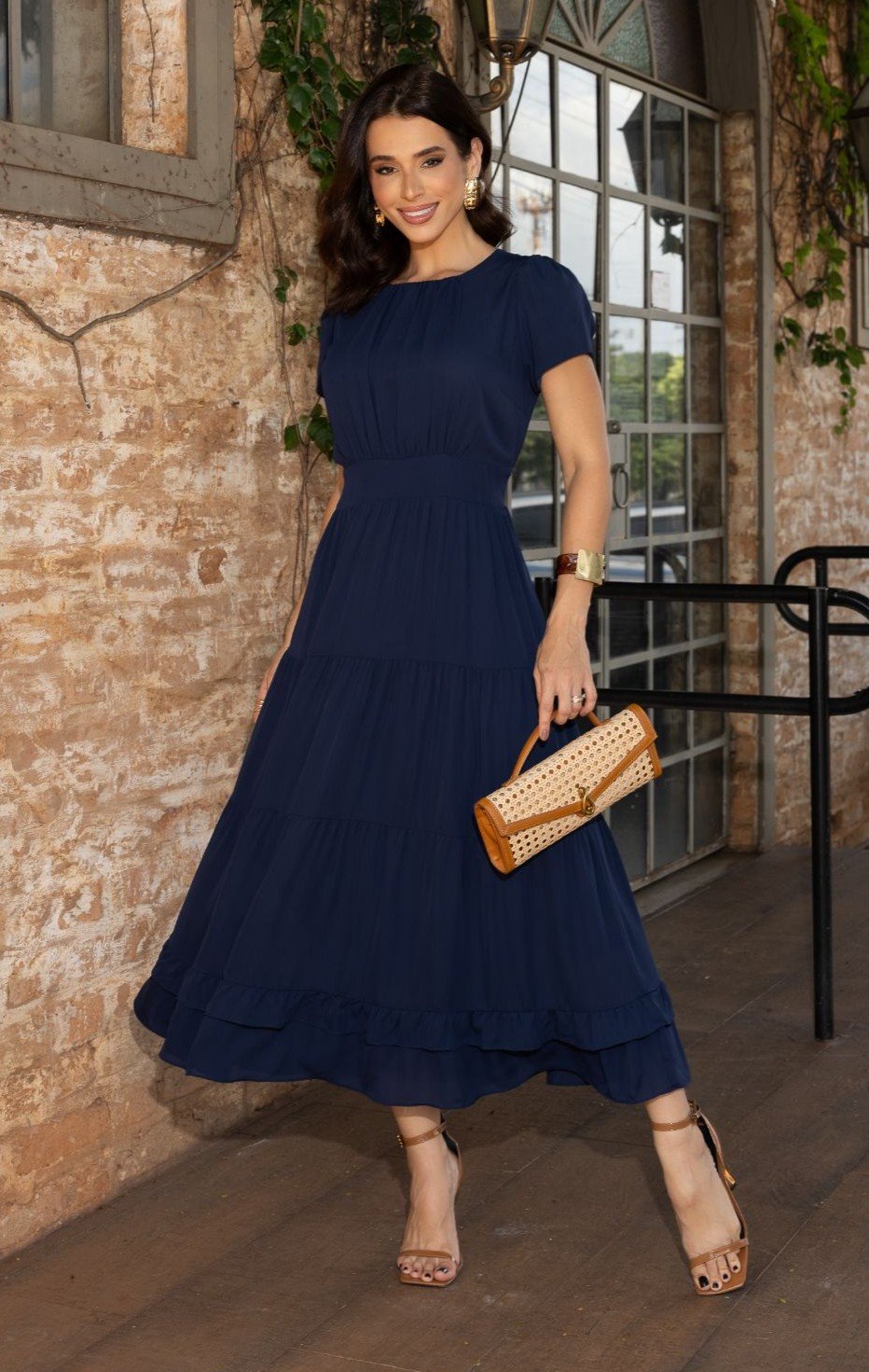 Vestido premium Sofia feito em chiffon, forrado - Imagem 3